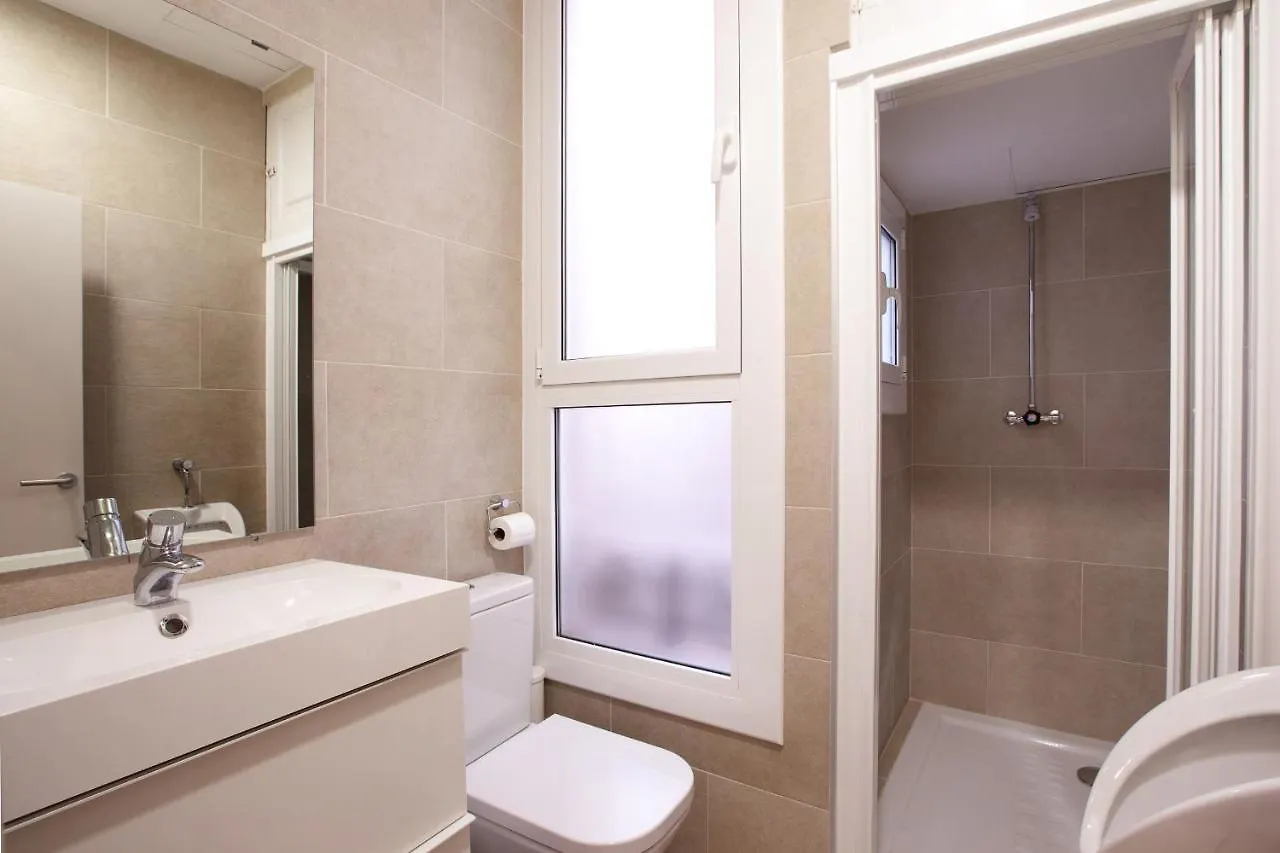 Ab Paral-Lel Spacious Apartments Barcellona