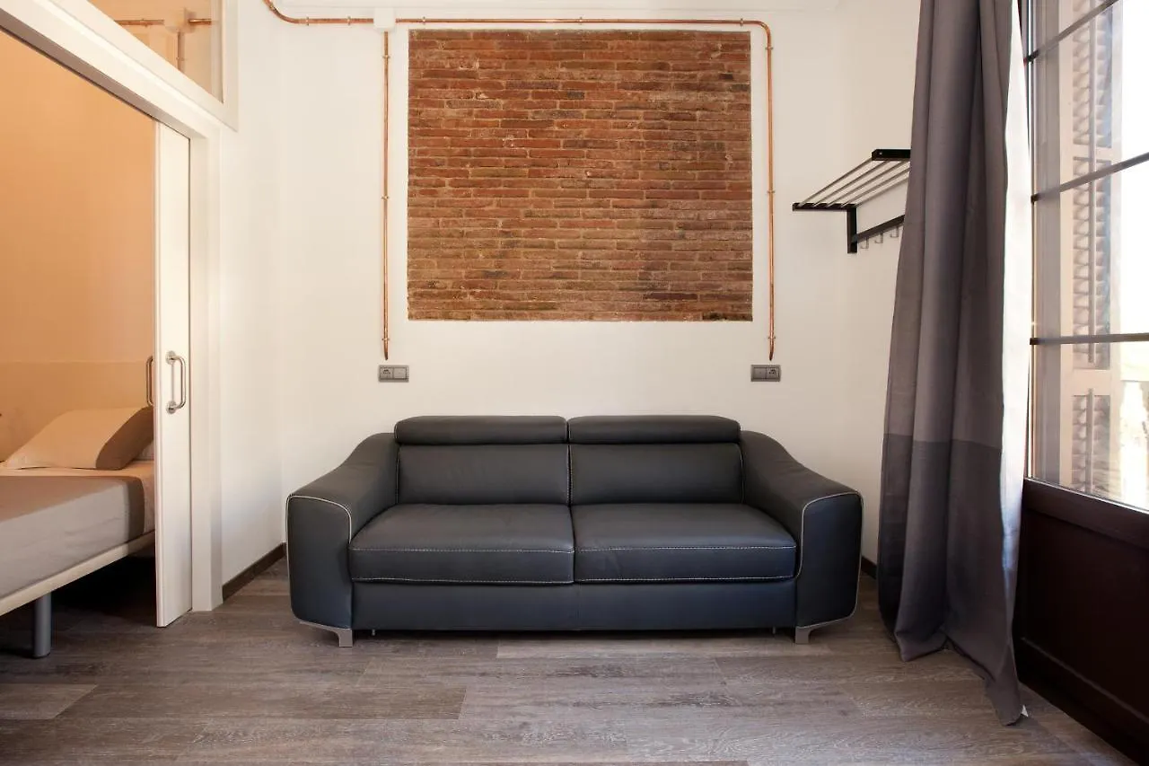 Ab Paral-Lel Spacious Apartments