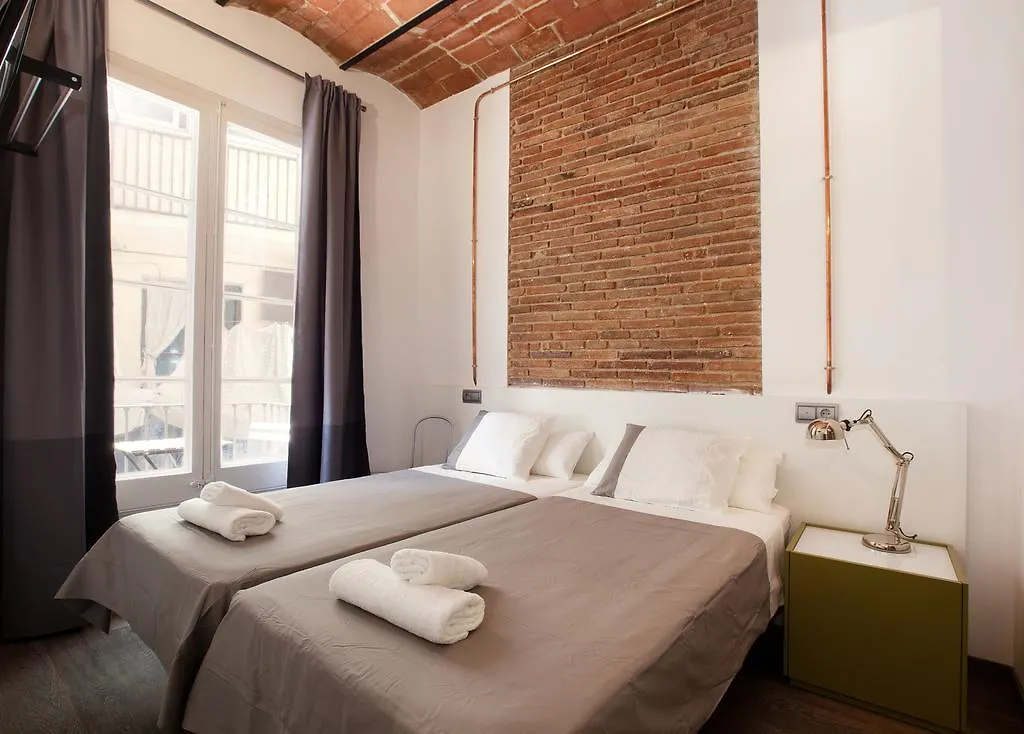 Ab Paral-Lel Spacious Apartments
