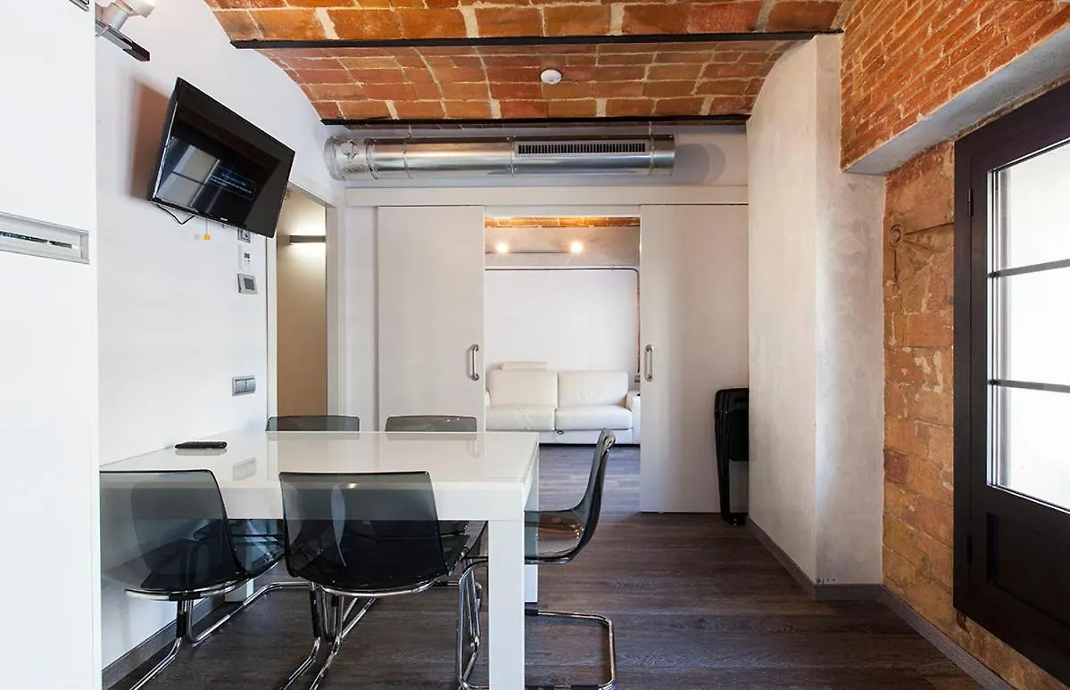 Ab Paral-Lel Spacious Apartments