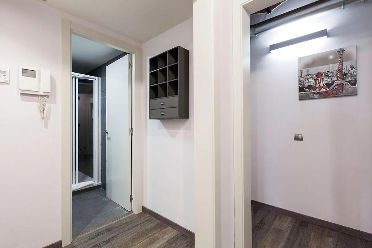 Ab Paral-Lel Spacious Apartments