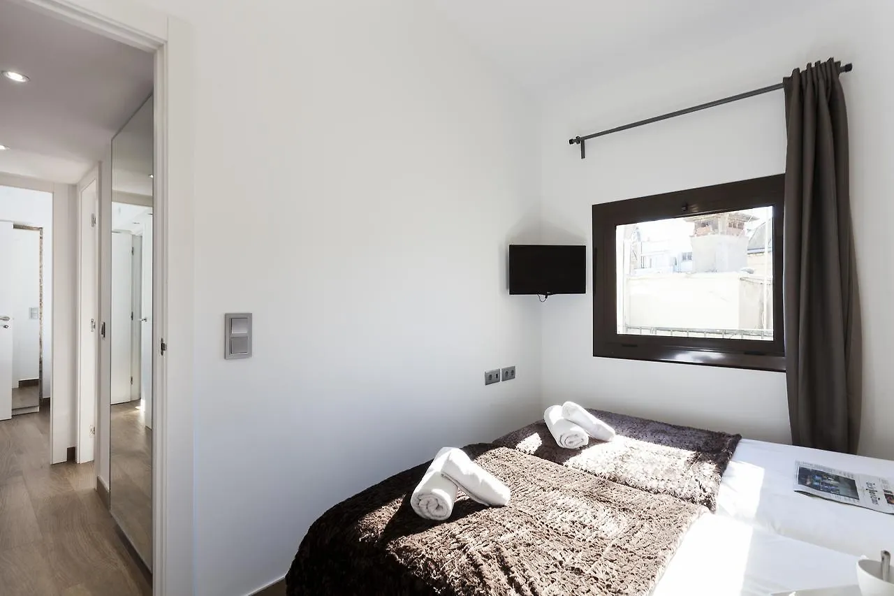 Ab Paral-Lel Spacious Apartments 0*, Barcelona